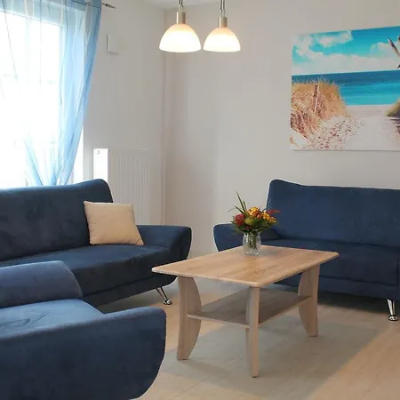 Ferienhaus Spacious Holiday In Near The Forest *
